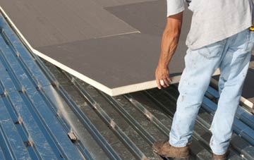 benefits of insulating Hillclifflane flat roofing